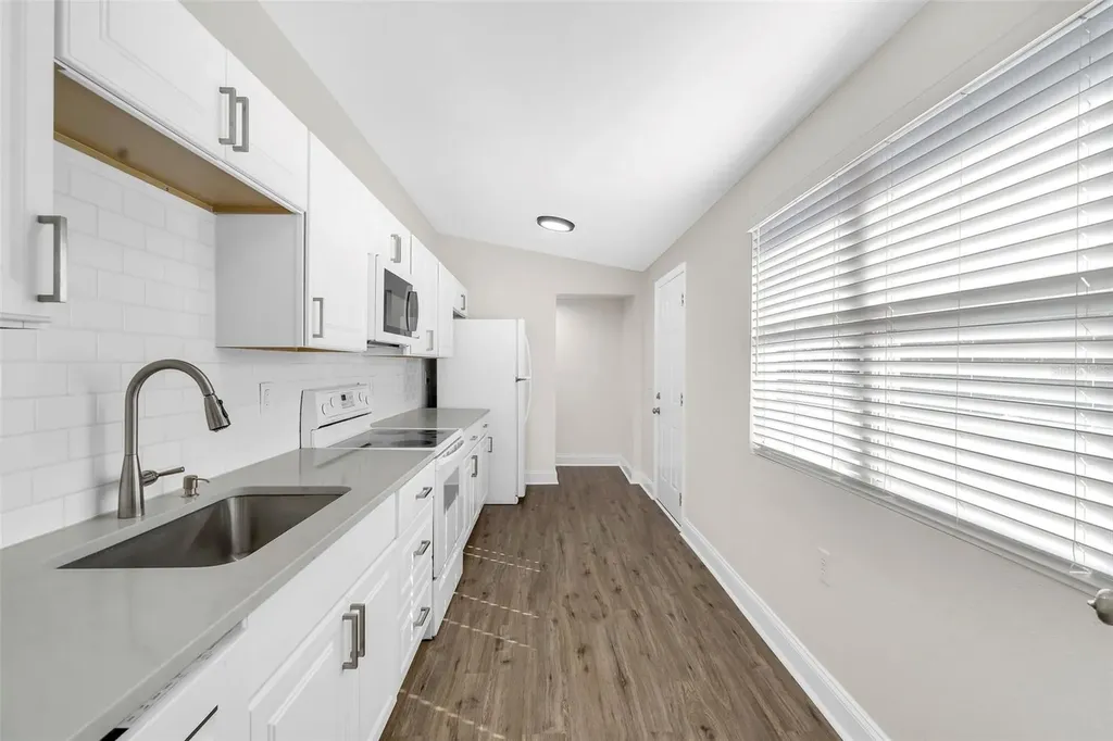 2140 22nd Avenue N St Petersburg FL 33713