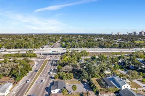 2140 22nd Avenue N St Petersburg FL 33713