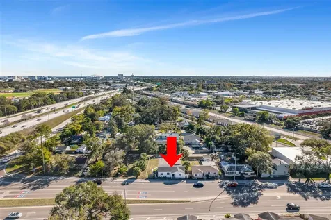 2140 22nd Avenue N St Petersburg FL 33713