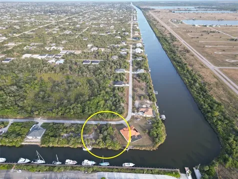 10481 Redondo Street Port Charlotte FL 33981