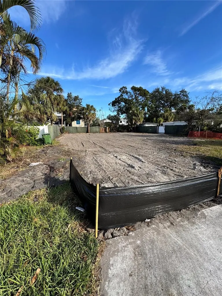 4627 W Bay Villa Avenue Tampa FL 33611