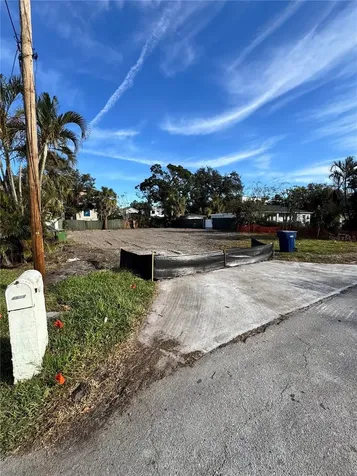 4627 W Bay Villa Avenue Tampa FL 33611
