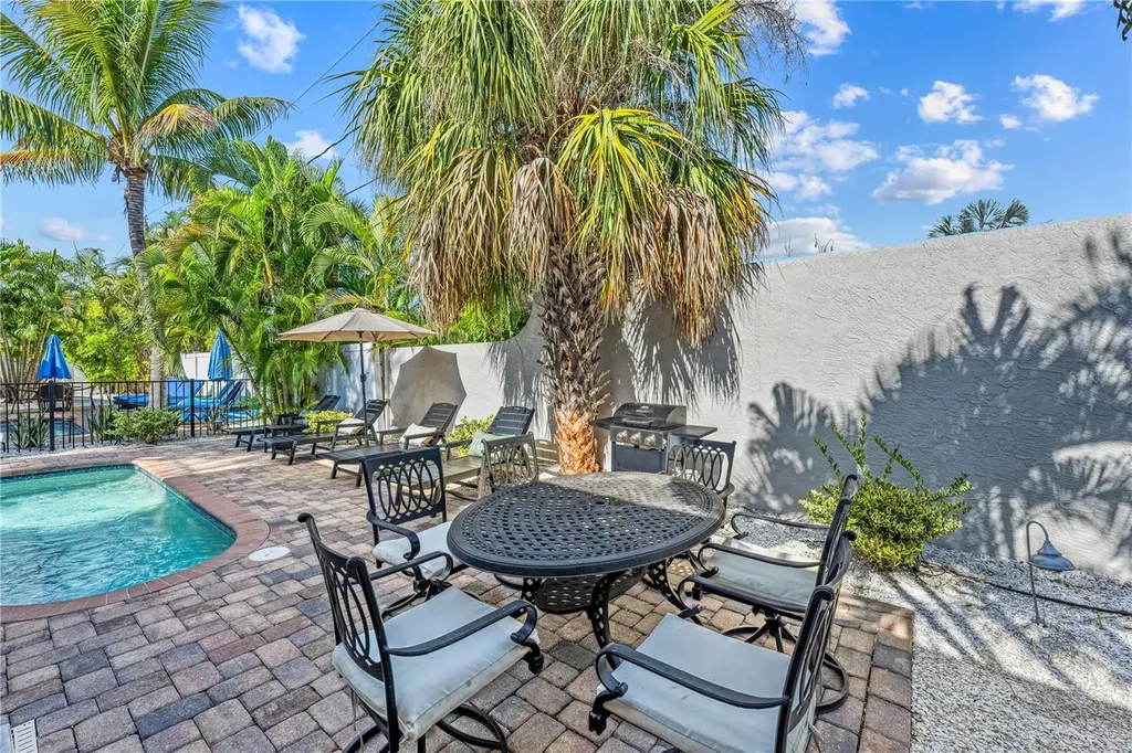 1123 Crescent Street Sarasota FL 34242