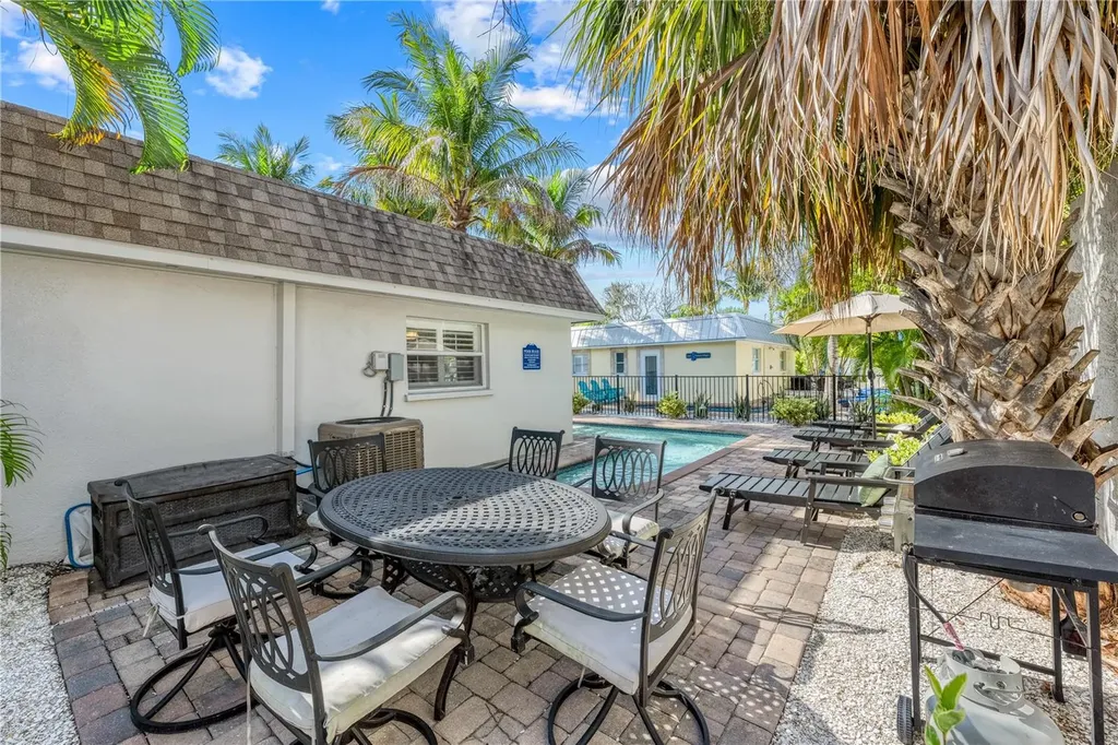 1123 Crescent Street Sarasota FL 34242