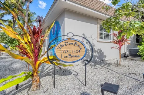 1123 Crescent Street Sarasota FL 34242