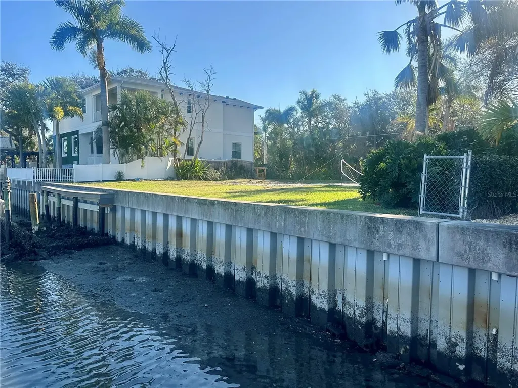 52 Sandpiper Road Tampa FL 33609