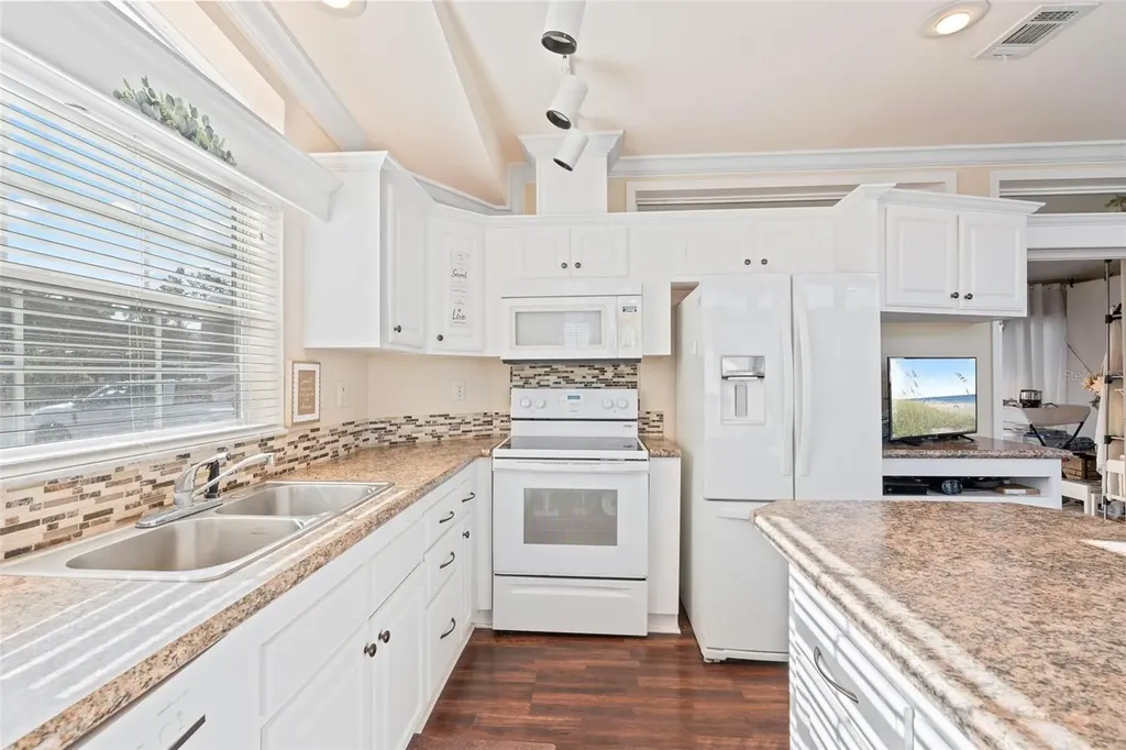 2411 Citrus Tree Road Clermont FL 34714