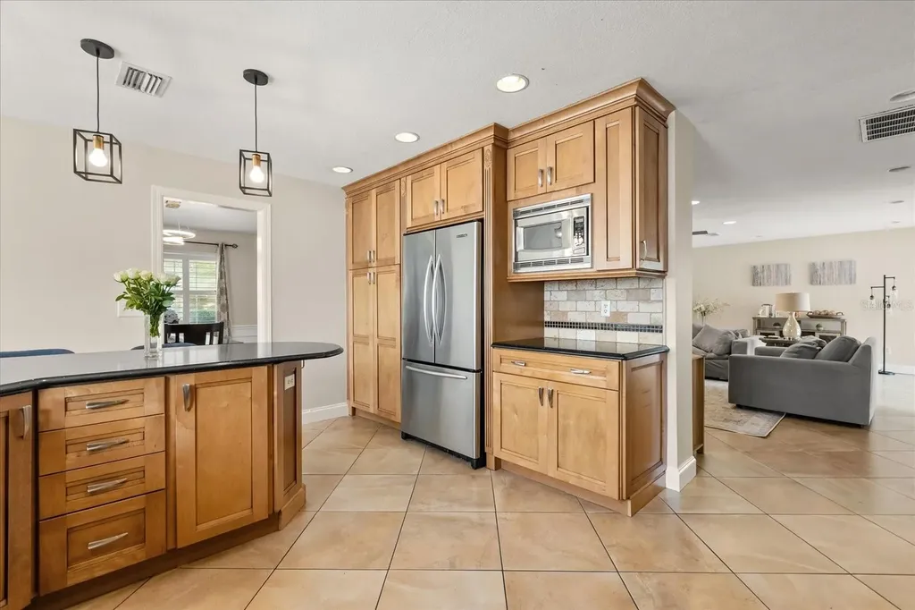 310 White Oak Circle Maitland FL 32751