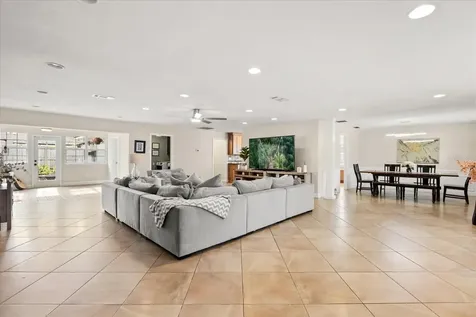 310 White Oak Circle Maitland FL 32751