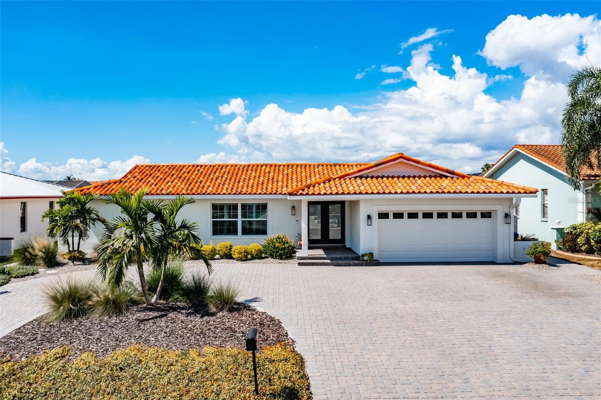 917 Chipaway Drive Apollo Beach FL 33572