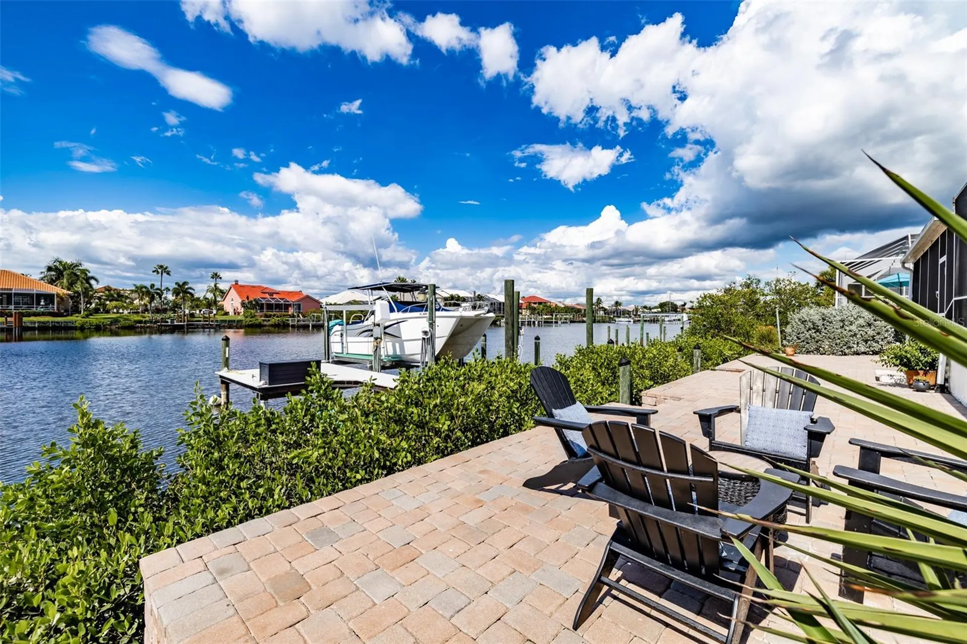 917 Chipaway Drive Apollo Beach FL 33572