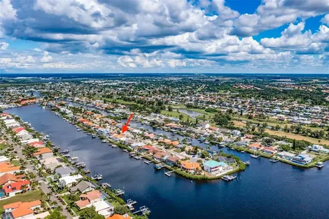 917 Chipaway Drive Apollo Beach FL 33572