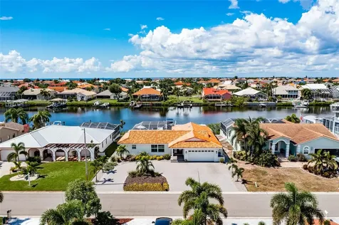 917 Chipaway Drive Apollo Beach FL 33572