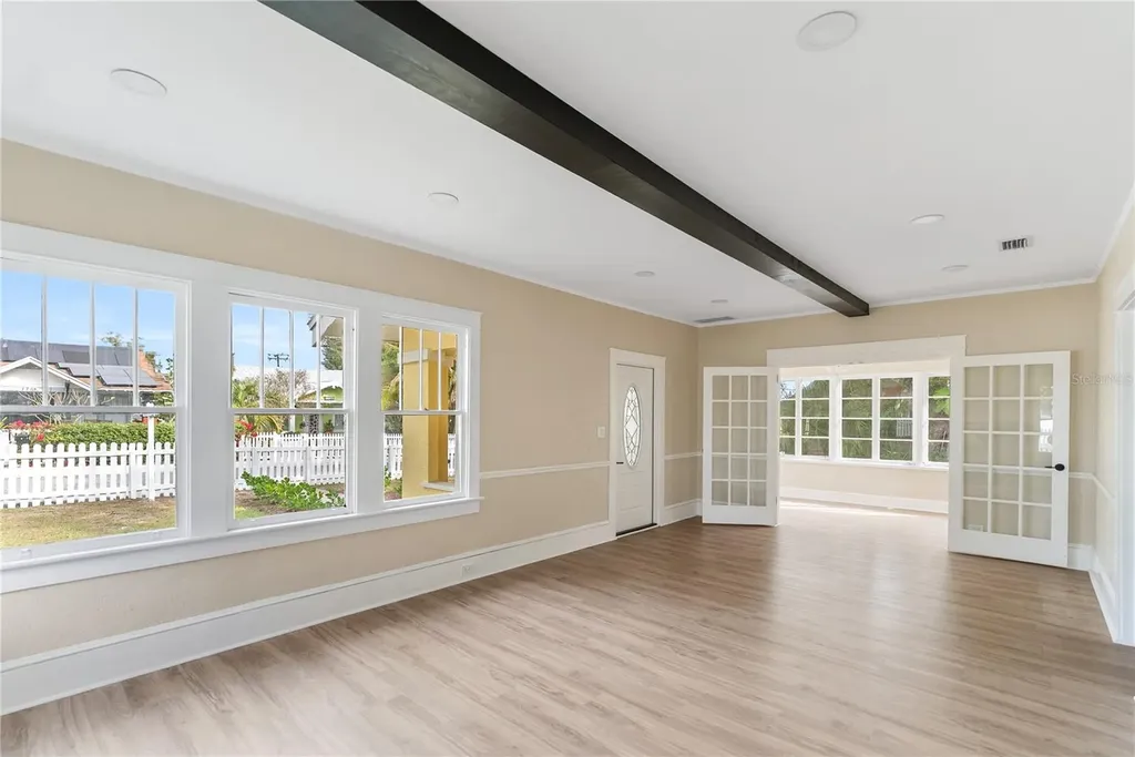 1715 6th Avenue W Bradenton FL 34205