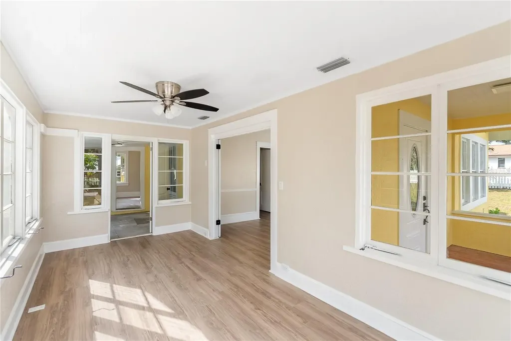 1715 6th Avenue W Bradenton FL 34205