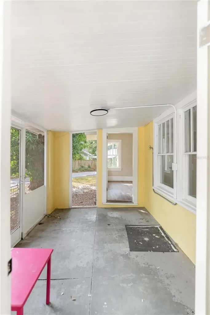 1715 6th Avenue W Bradenton FL 34205