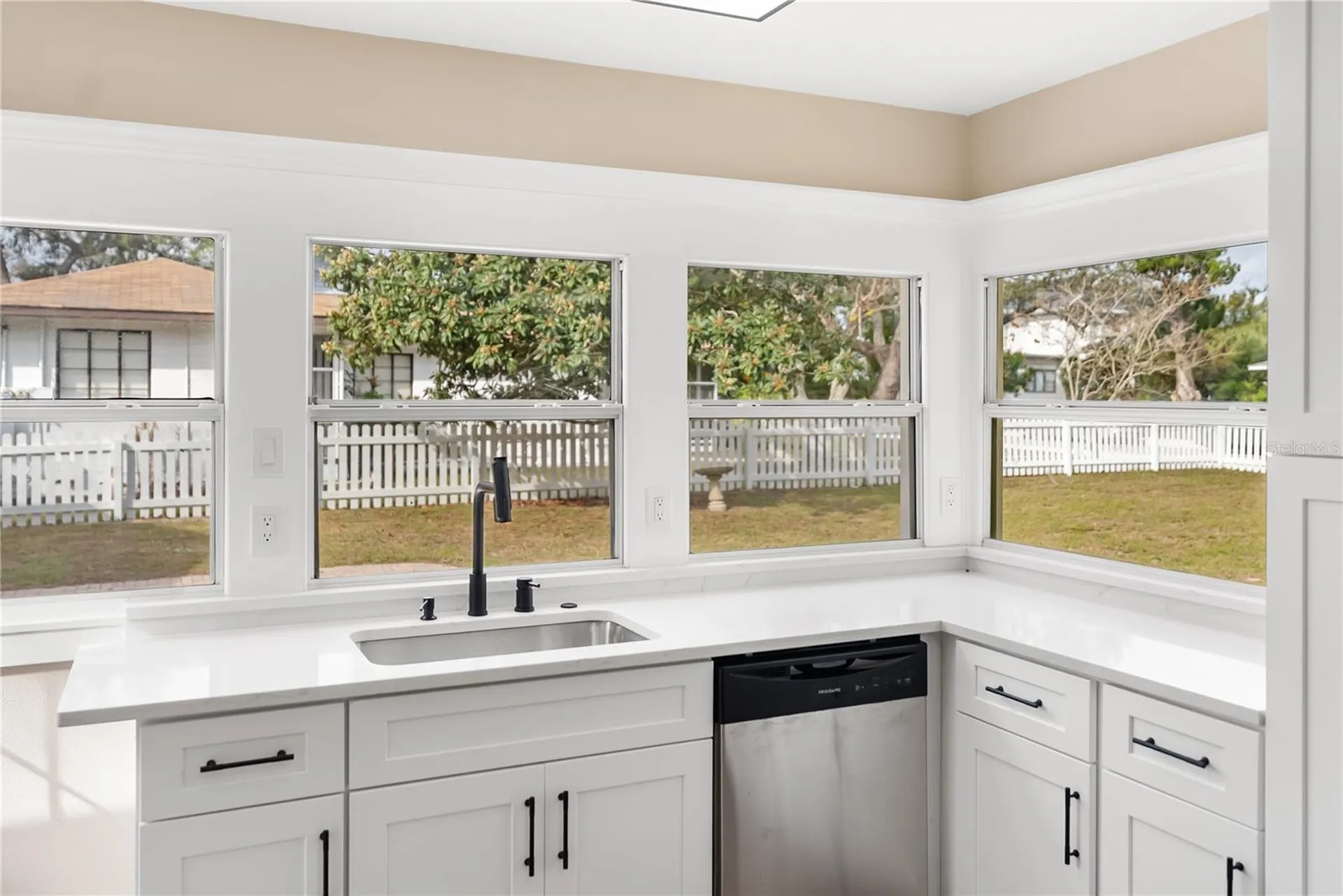 1715 6th Avenue W Bradenton FL 34205