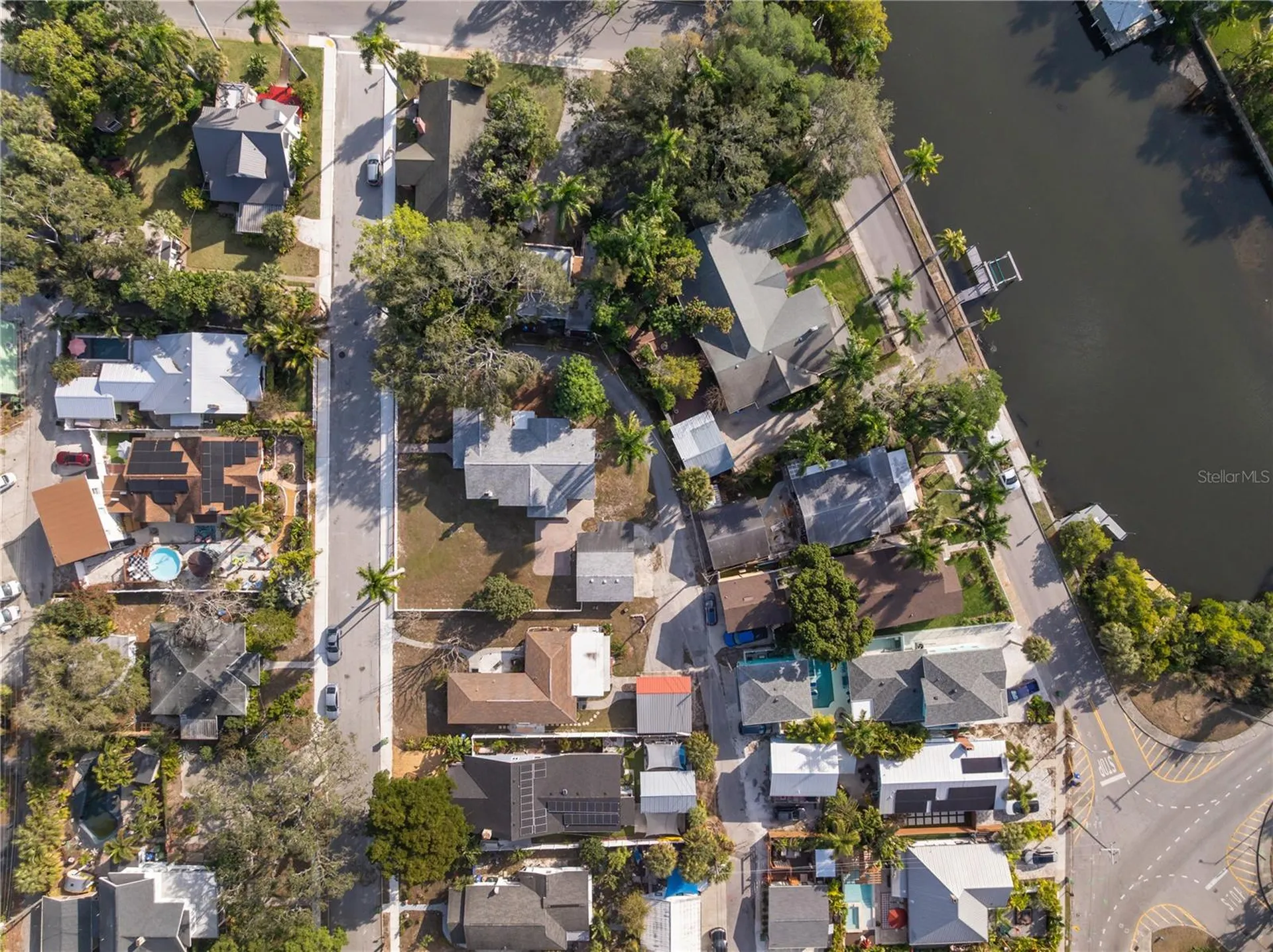 1715 6th Avenue W Bradenton FL 34205