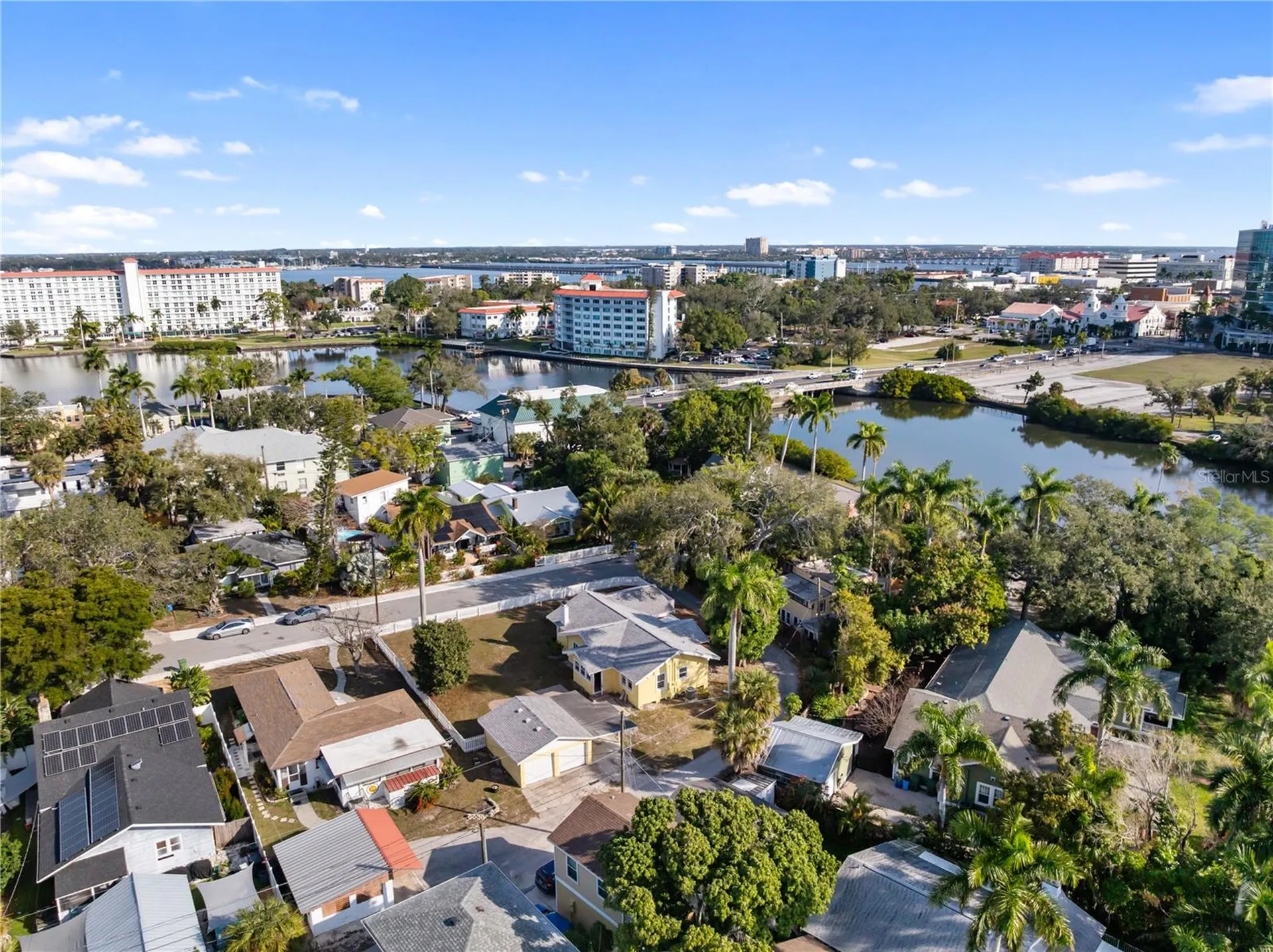 1715 6th Avenue W Bradenton FL 34205