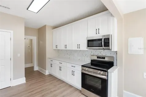 1715 6th Avenue W Bradenton FL 34205