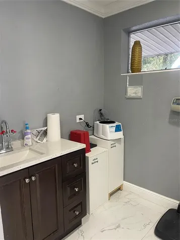 2105 S Park Avenue Sanford FL 32771