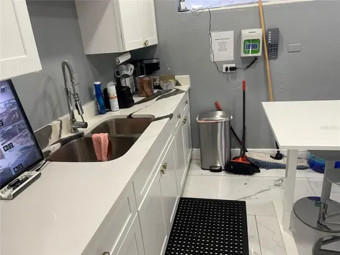 2105 S Park Avenue Sanford FL 32771