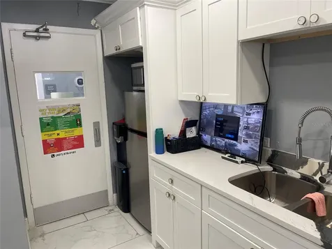 2105 S Park Avenue Sanford FL 32771