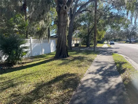 2105 S Park Avenue Sanford FL 32771