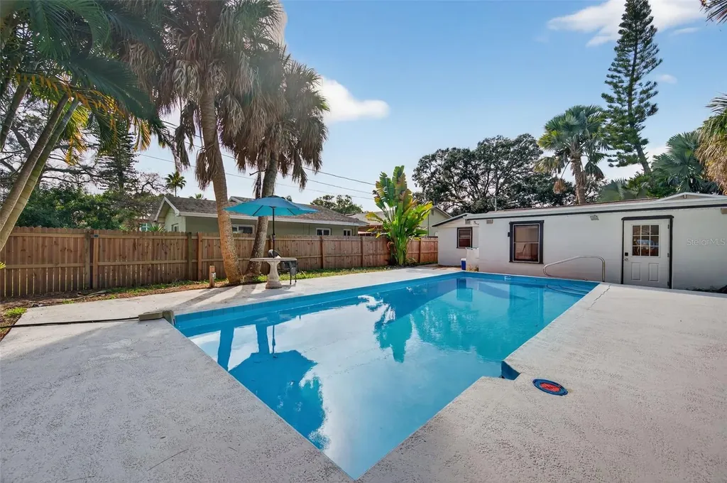 1212 59th Street S Gulfport FL 33707
