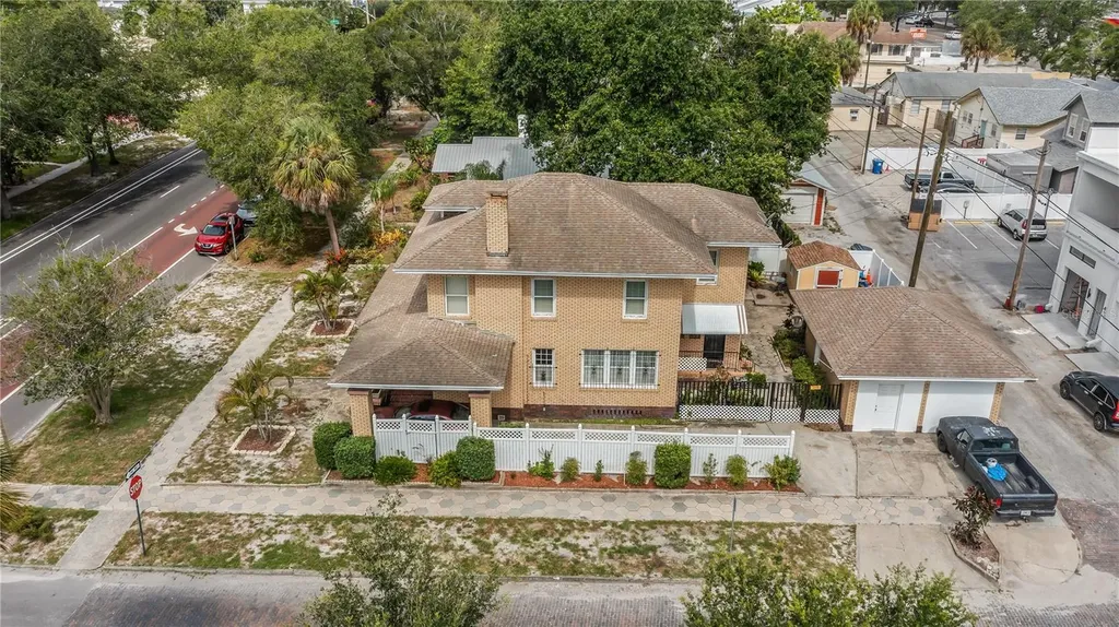 2701 1st Avenue S St Petersburg FL 33712