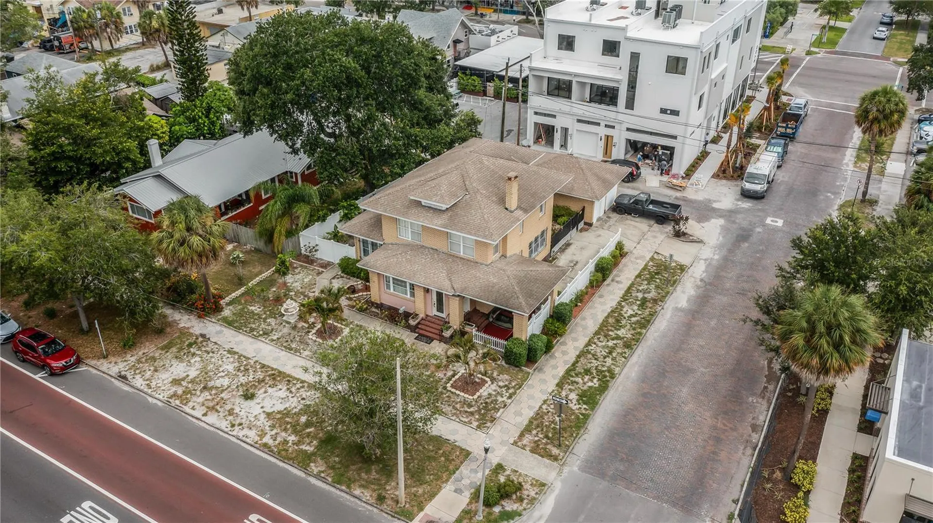 2701 1st Avenue S St Petersburg FL 33712