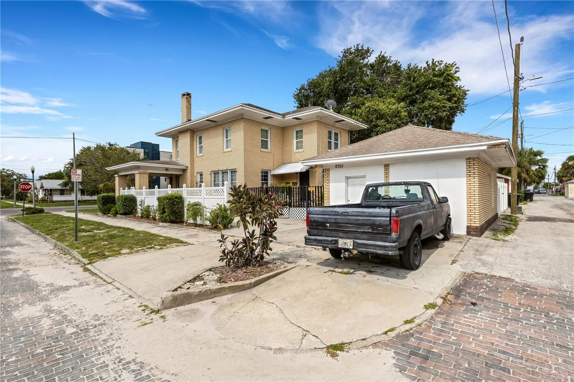 2701 1st Avenue S St Petersburg FL 33712