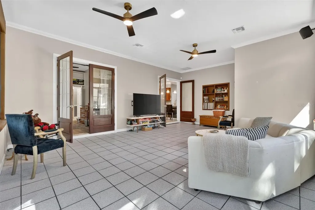 3236 Paisley Circle Orlando FL 32817