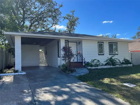 1485 Cleveland Street Clearwater FL 33755