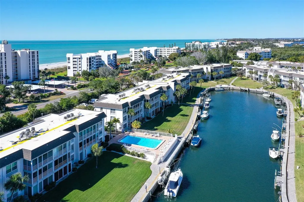 4360 Chatham Drive Longboat Key FL 34228