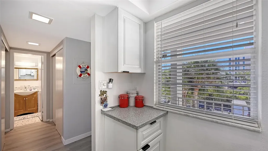 4360 Chatham Drive Longboat Key FL 34228