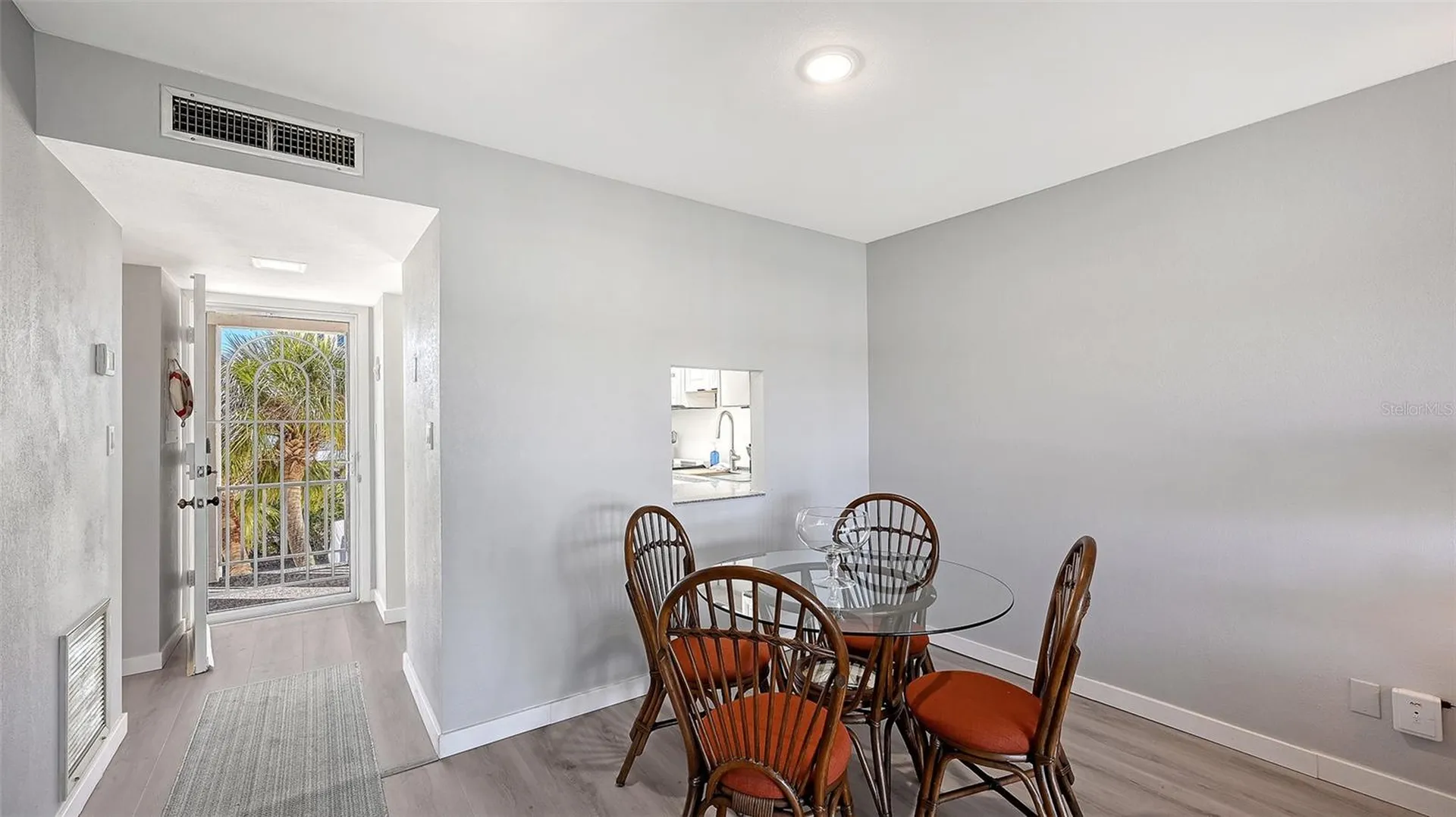 4360 Chatham Drive Longboat Key FL 34228