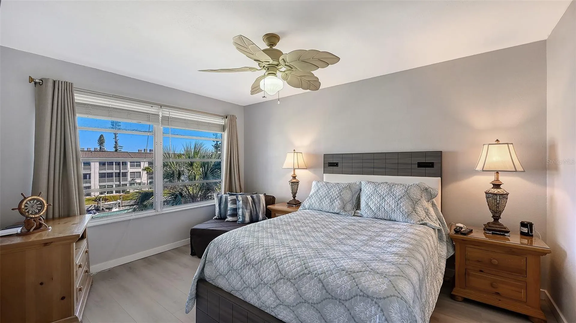 4360 Chatham Drive Longboat Key FL 34228