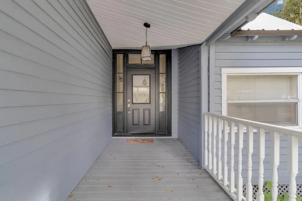 21 N Beaumont Avenue Kissimmee FL 34741