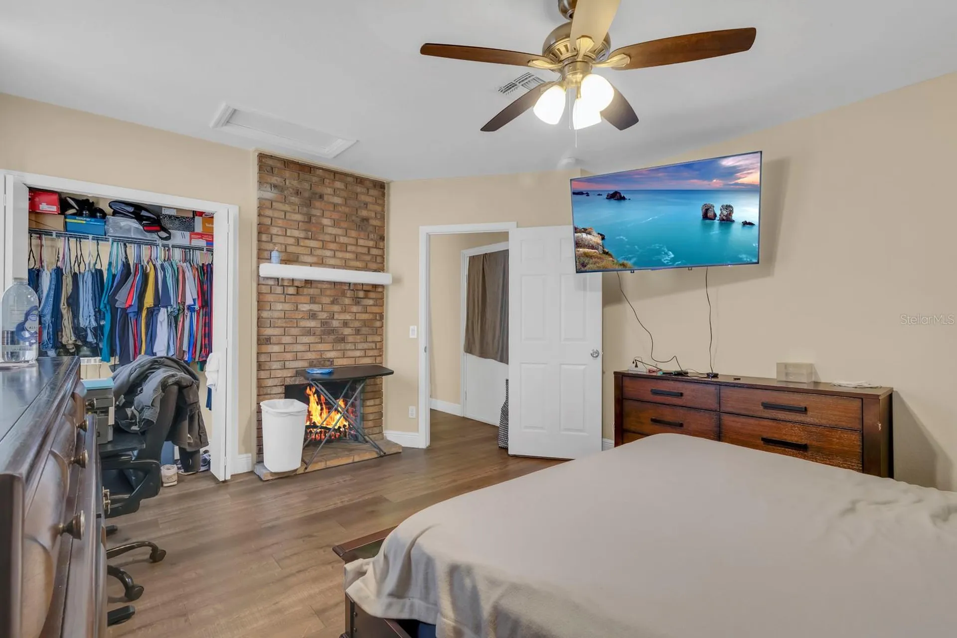 21 N Beaumont Avenue Kissimmee FL 34741
