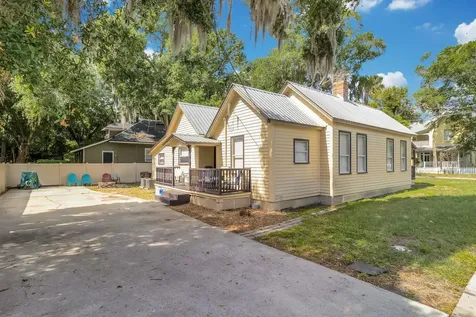 21 N Beaumont Avenue Kissimmee FL 34741