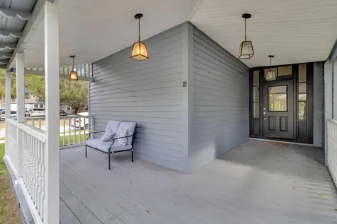 21 N Beaumont Avenue Kissimmee FL 34741