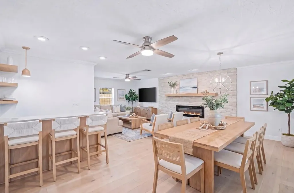 5091 35th Terrace N St Petersburg FL 33710