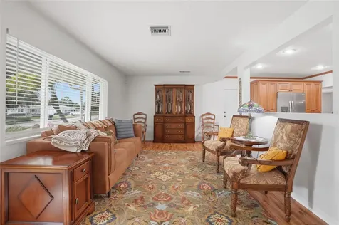 5091 35th Terrace N St Petersburg FL 33710