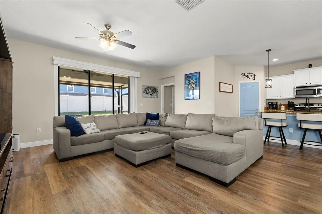 10222 Celtic Ash Drive Ruskin FL 33573