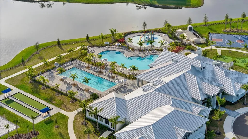 15949 Clear Skies Place Bradenton FL 34211