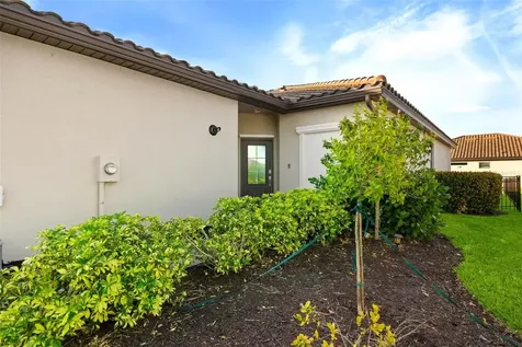 15949 Clear Skies Place Bradenton FL 34211
