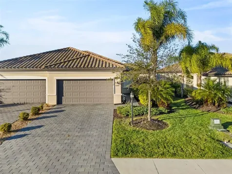 15949 Clear Skies Place Bradenton FL 34211