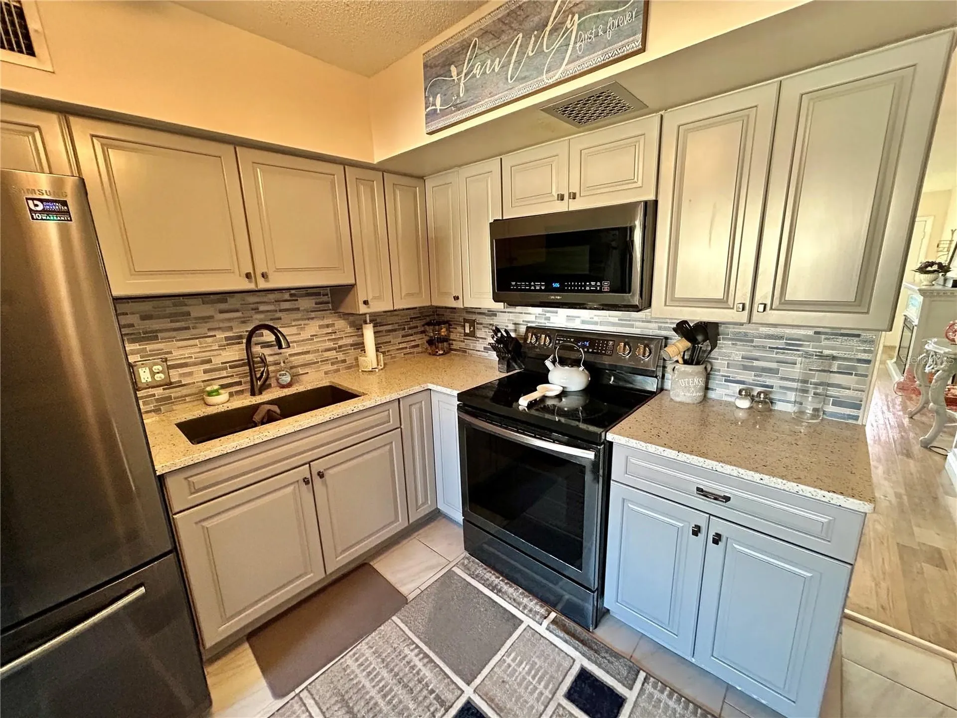 2360 Irish Lane Clearwater FL 33763