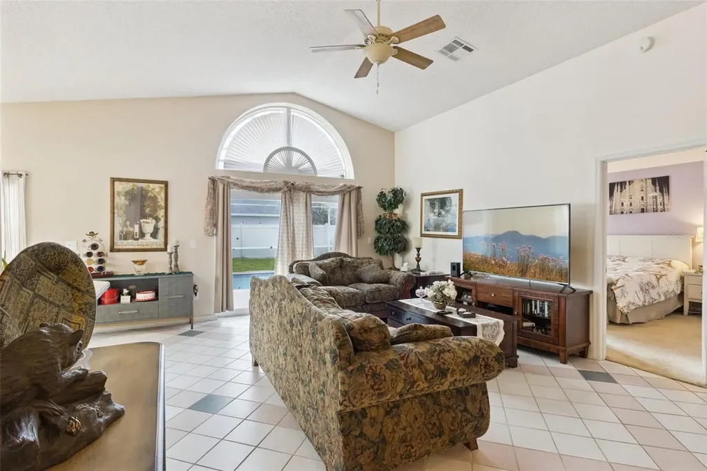2955 Pembridge Street Kissimmee FL 34747